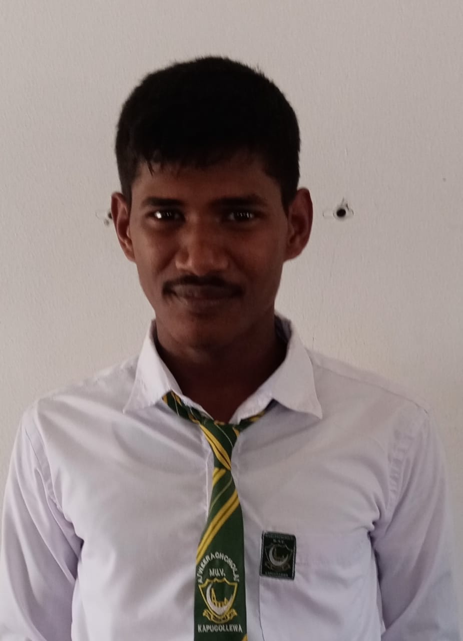 M.F.M.பாவாஸ்